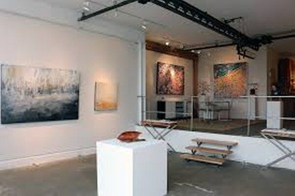 Nokomis Beach Gallery - Art gallery in Minneapolis - SINGULART
